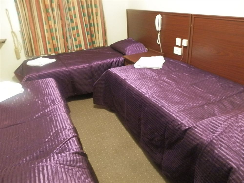 Mandalay Picton House Hotel ลอนดอน ภายนอก รูปภาพ